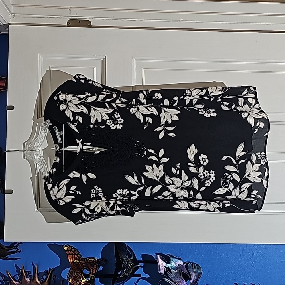 1x Daniel Rainn Top - black